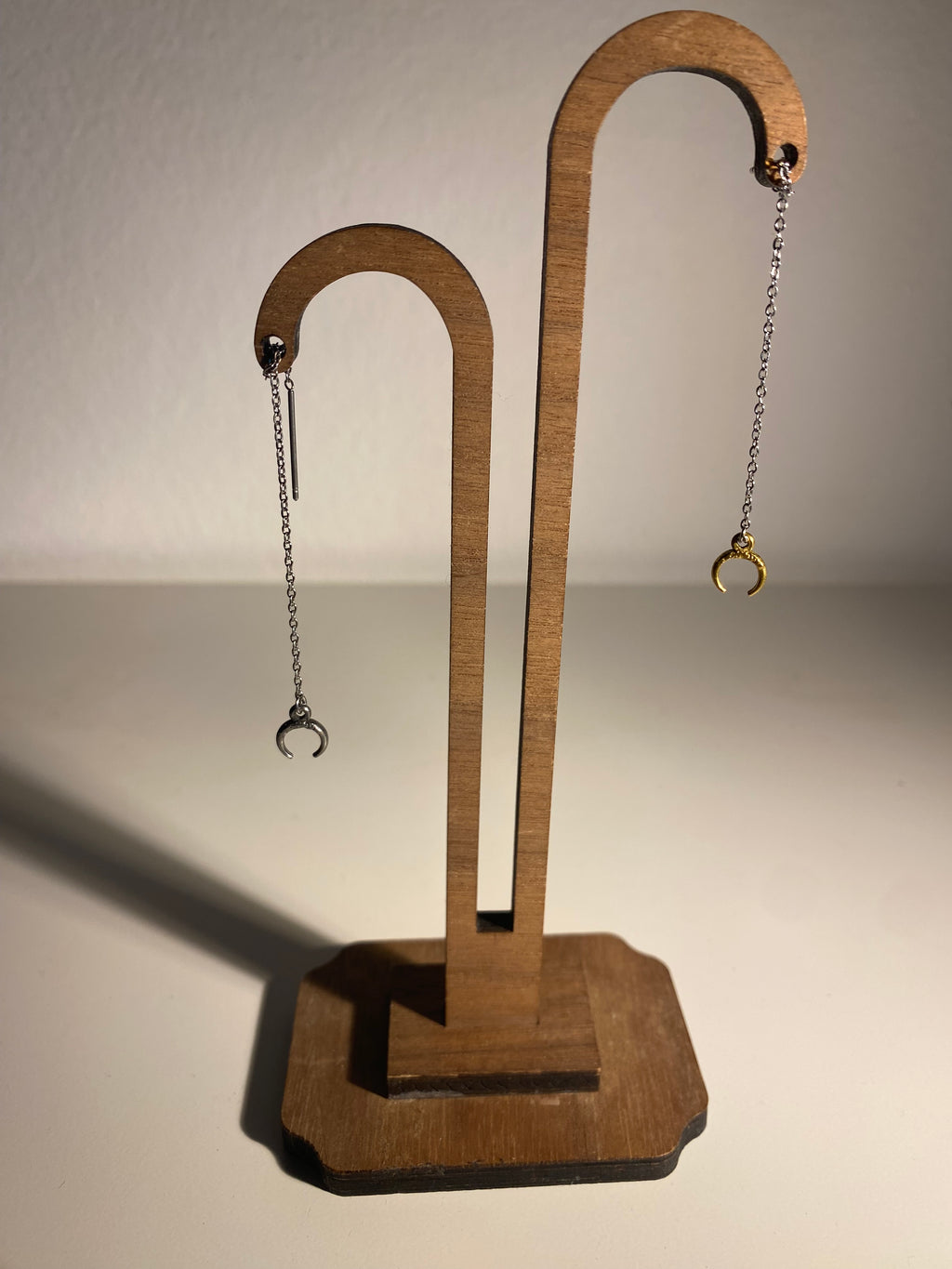 Chain moon