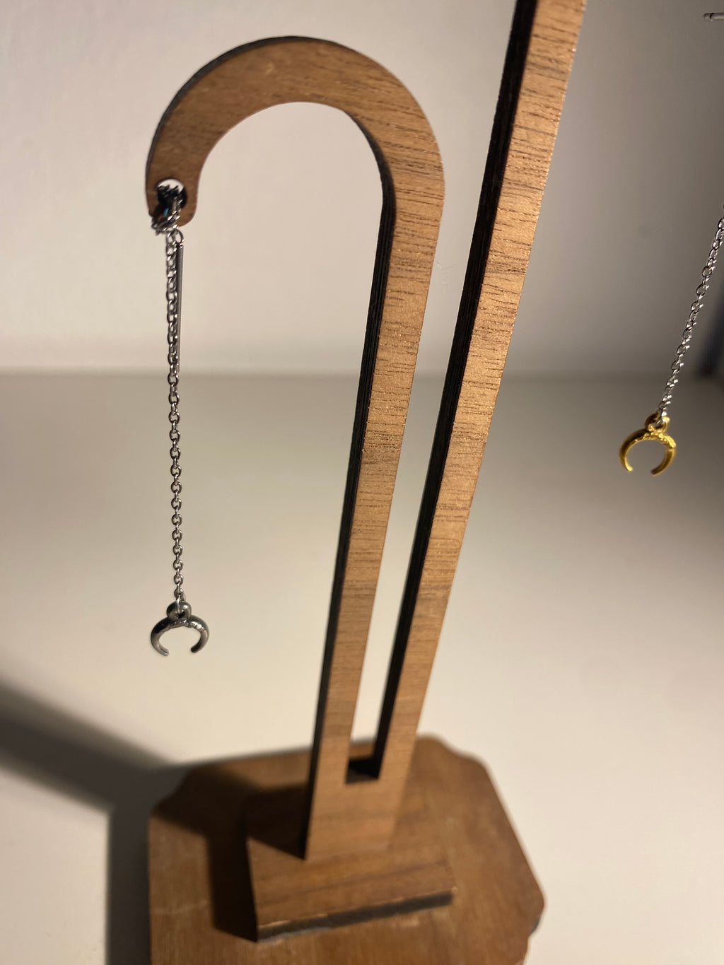 Chain moon